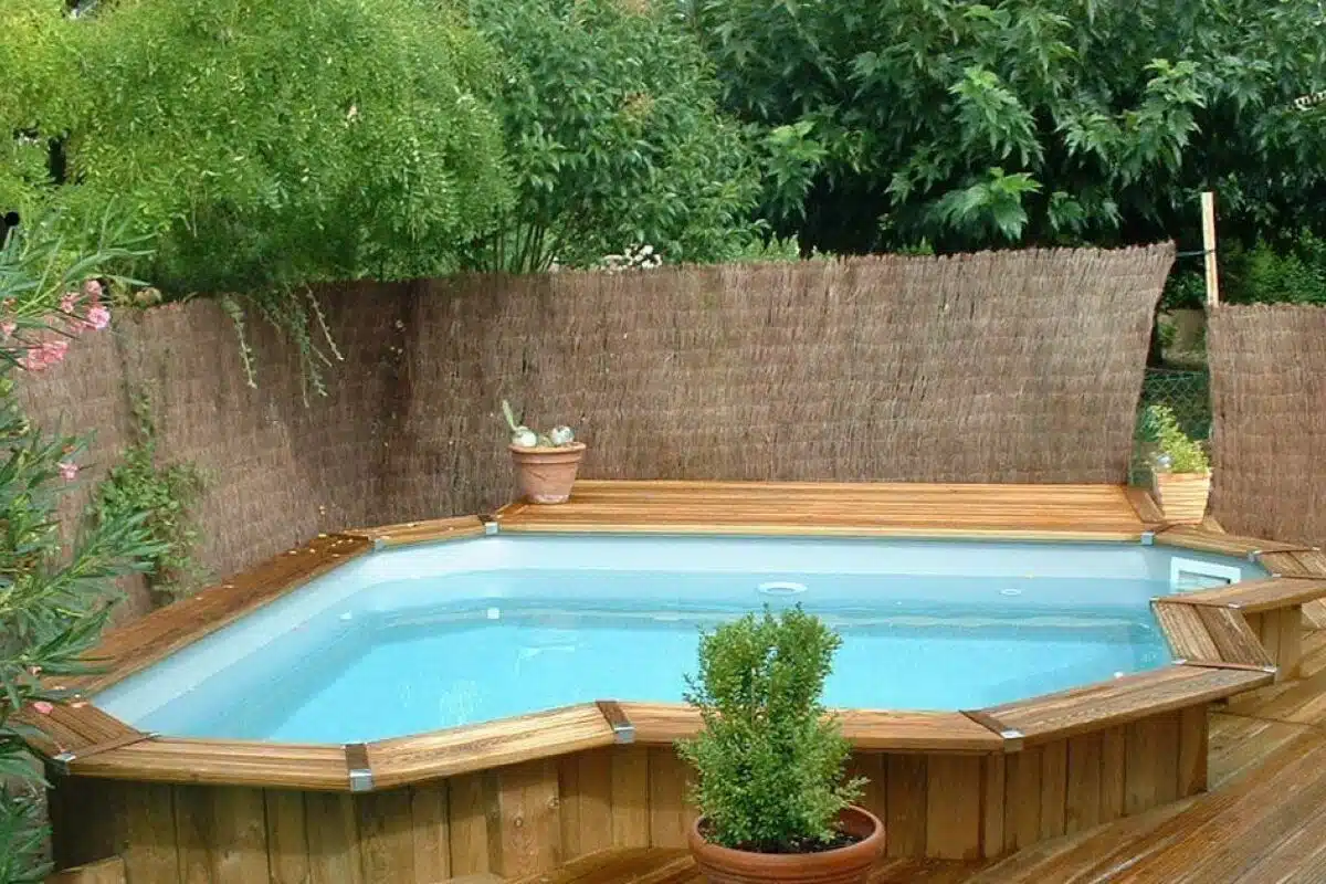 piscine creusée en bois